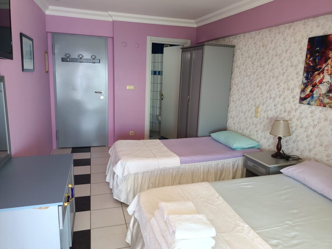 Üç kişilik Delux oda Deniz manzaralı